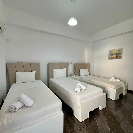 Oxhaku Hotel Sarandë