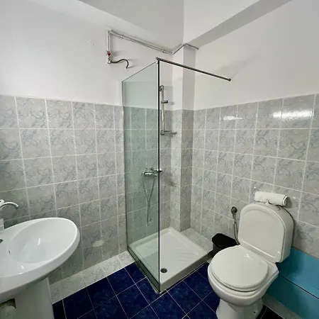 Oxhaku Hotel 2*